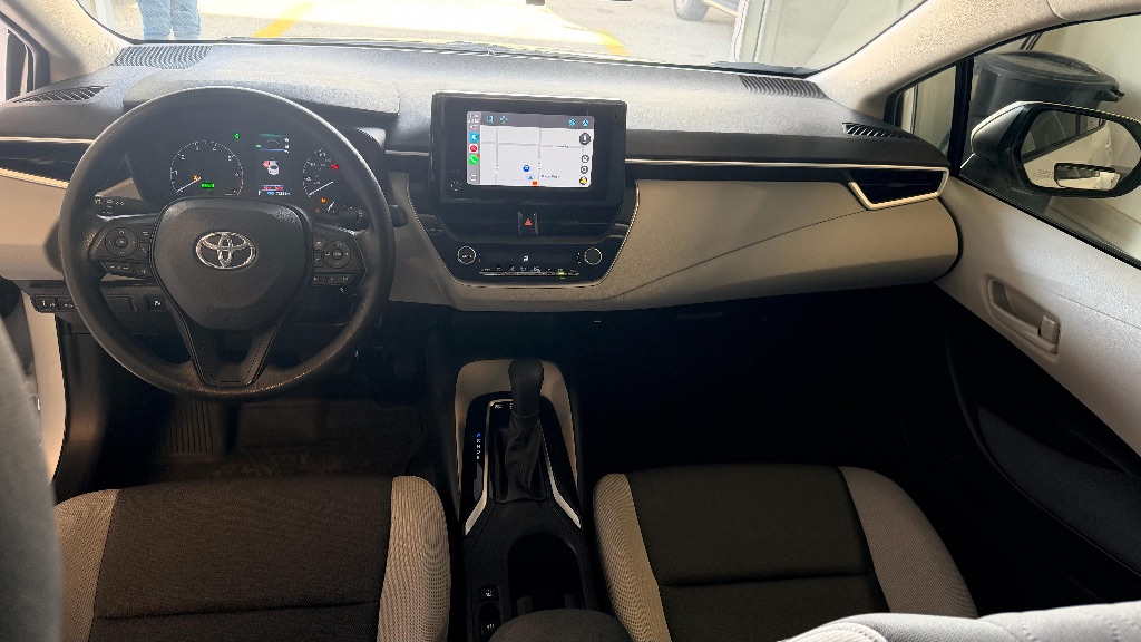 2023 Toyota Corolla LE - Photo 8