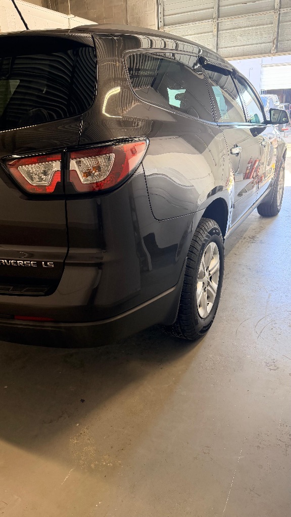 2015 Chevrolet Traverse LS - Photo 6