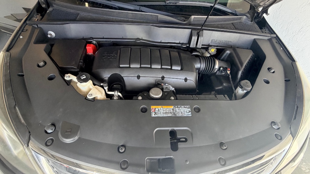 2015 Chevrolet Traverse LS - Photo 15