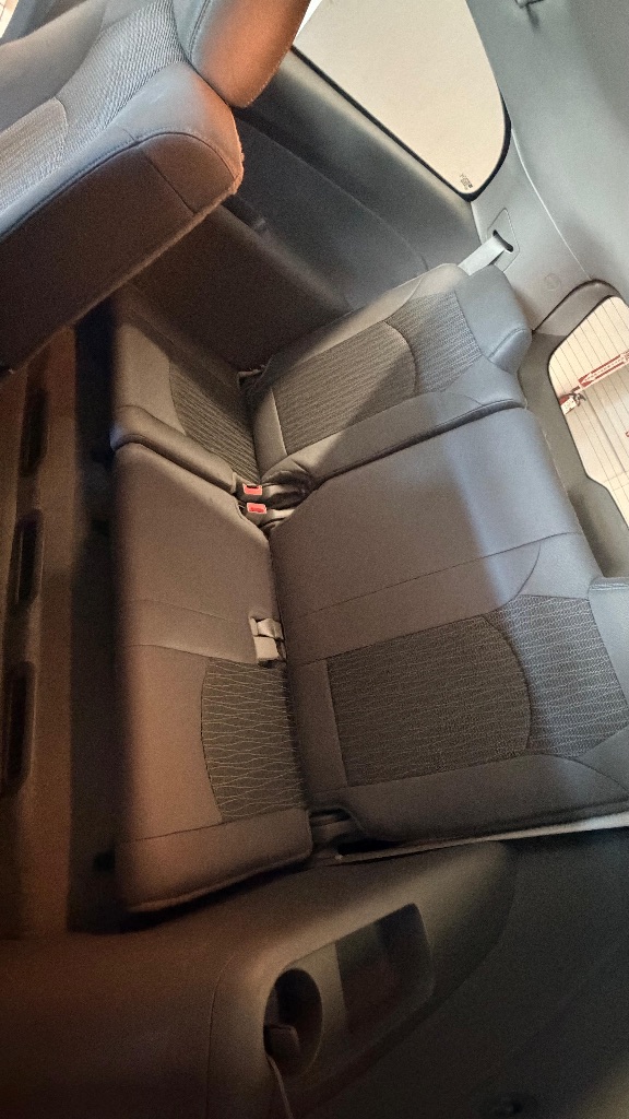 2015 Chevrolet Traverse LS - Photo 13