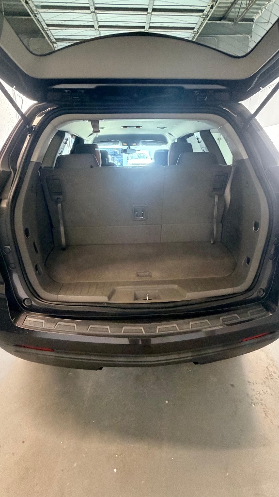 2015 Chevrolet Traverse LS - Photo 14